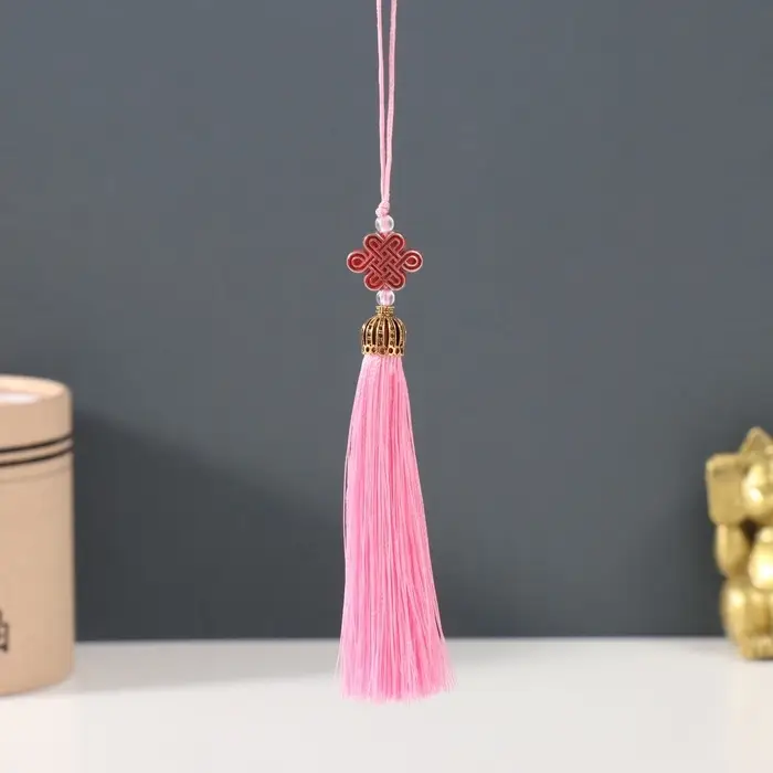 Подвеска текстиль, пластик "Узел счастья и бесконечности" нежно-розовая 0,7х1х9,5 см