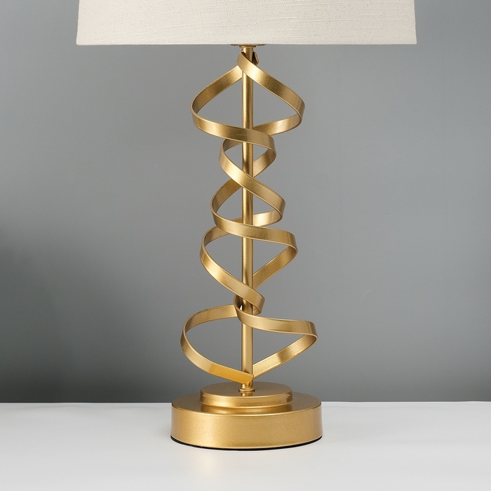Настольная лампа с абажуром RISALUX «Малави», Е27, 40 Вт, золото, фигурное основание, 28×28×54 см Настольная лампа с абажуром RISALUX «Малави», Е27, 40 Вт, золото, фигурное основание, 28×28×54 см