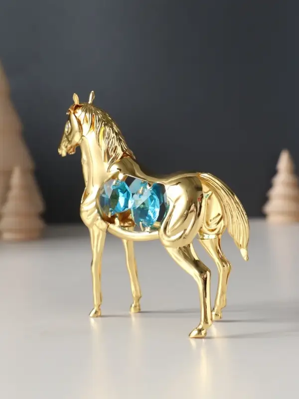 Сувенир  Лошадь с 4-мя бирюзовыми хрусталиками, 9х3х9 см. Сувенир  Лошадь с 4-мя бирюзовыми хрусталиками, 9х3х9 см.
