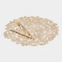 Набор салфеток сервировочных на стол Доляна &laquo;Листья&raquo;, d=38 см, 4 шт., ПВХ, золотистый