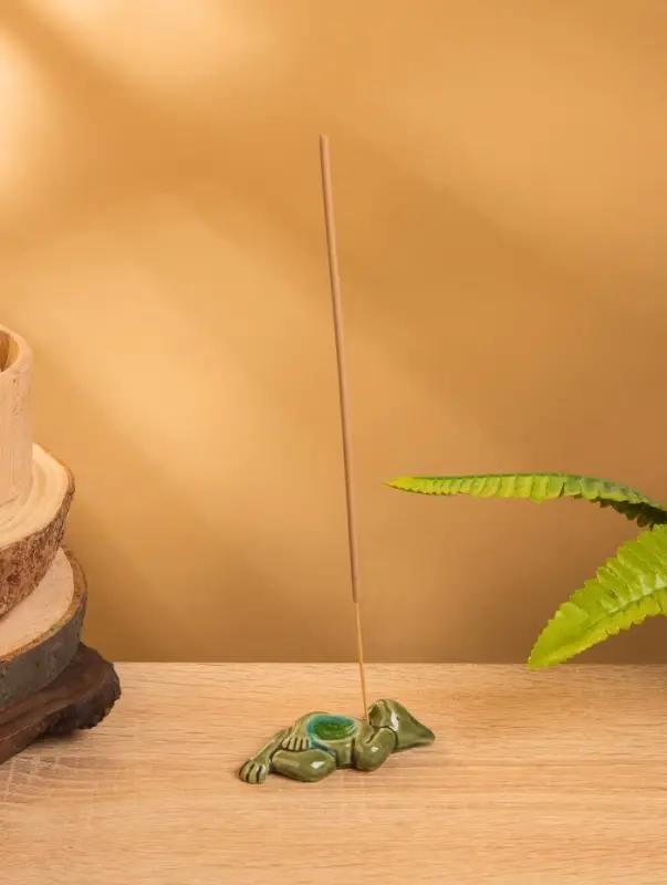 Подставка под благовония  Подставка под благовония "Лягушонок" керамика, цв. зелёный, 8х3,5х1,5 см