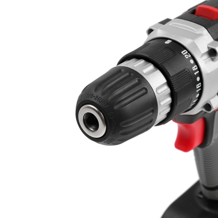 Дрель-шуруповерт P.I.T. PSR18-D3, 20 В, 350/1350 об/мин, 2х1.5 Ач, Li-ion, 30 Нм, кейс