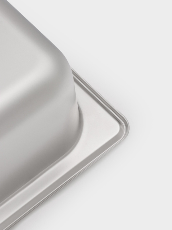 Мармит 64x46x44 см, откдывающаяся крышка, с окном Мармит 64x46x44 см, откдывающаяся крышка, с окном