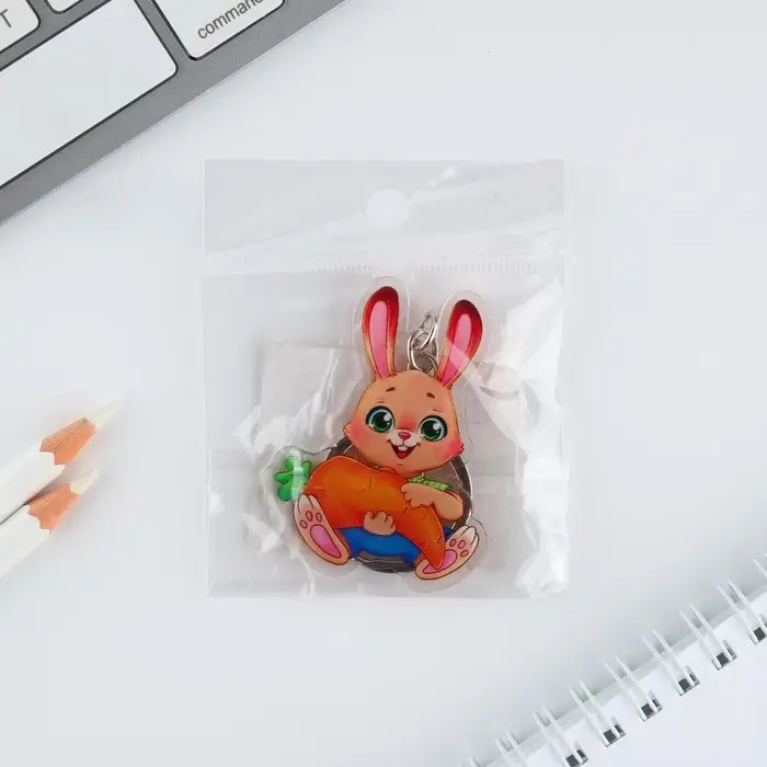 Брелок для ключей детский акриловый «Зайка», 3,5 х 10 см