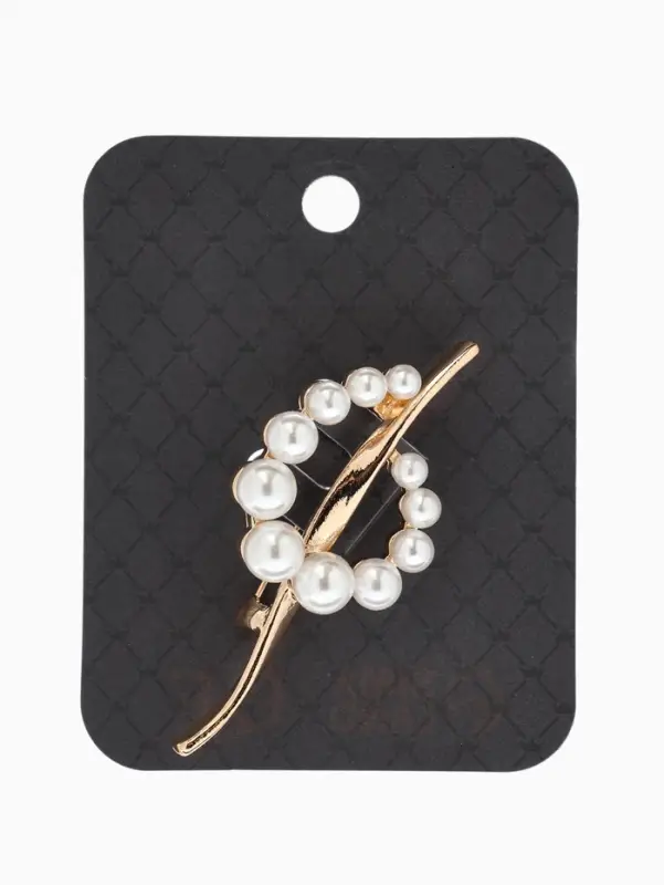 Брошь &laquo;Нежность&raquo;, жемчуг, цвет белый в золоте