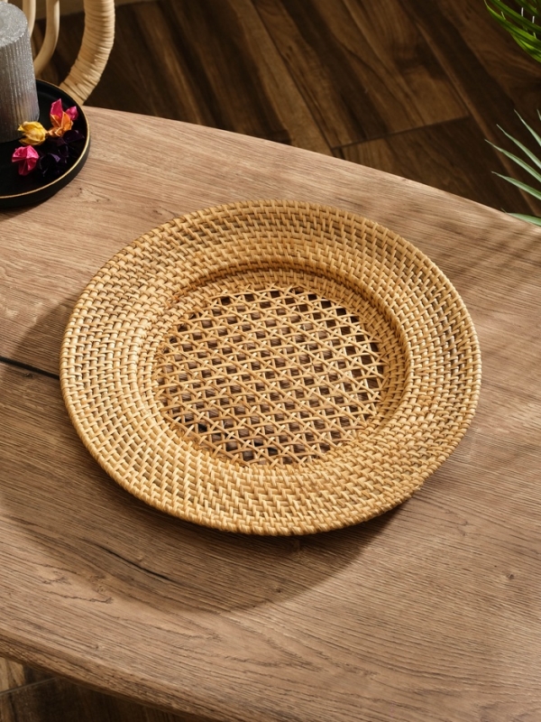 Тарелка плетеная ротанг Тарелка плетеная ротанг "Сетка", 33х33х3 см