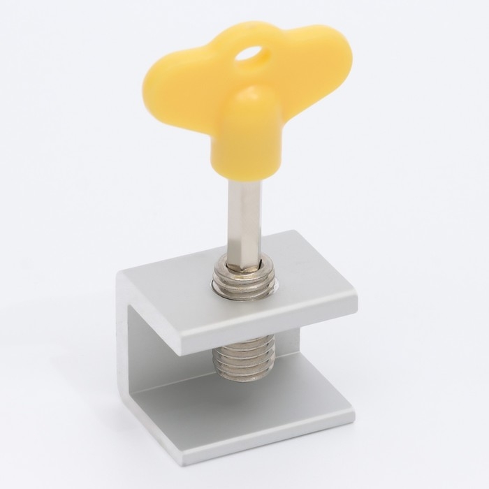 Блокиратор для окон и раздвижных дверей «Ключик», под профиль 16 мм, цвет желтый, Крошка Я Блокиратор для окон и раздвижных дверей «Ключик», под профиль 16 мм, цвет желтый, Крошка Я