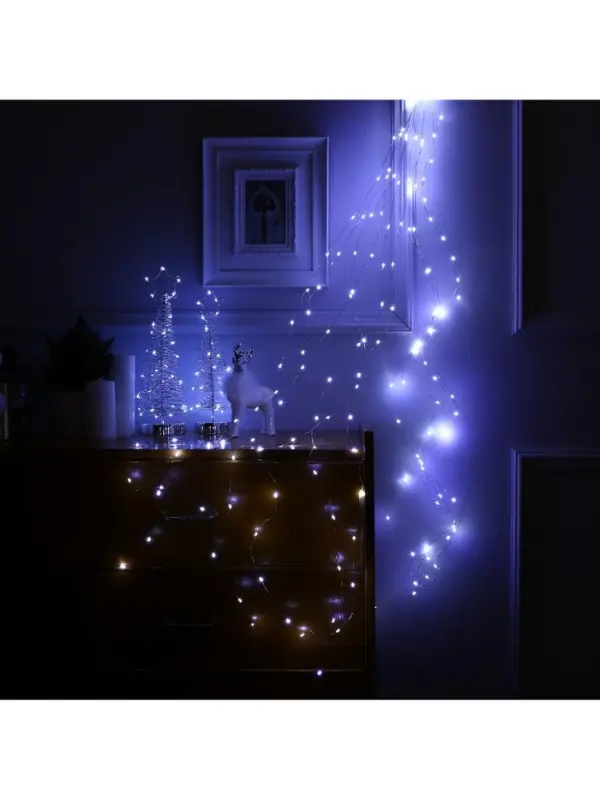 Гирлянда &laquo;Конский хвост&raquo; 10 нитей по 2 м, IP20, серебристая нить, 200 LED, свечение белое, 12 В