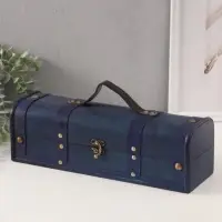 Шкатулка подарочная под бутылку &laquo;С заклёпками&raquo;, дерево, ярко-синяя, 11&times;34&times;12.8 см