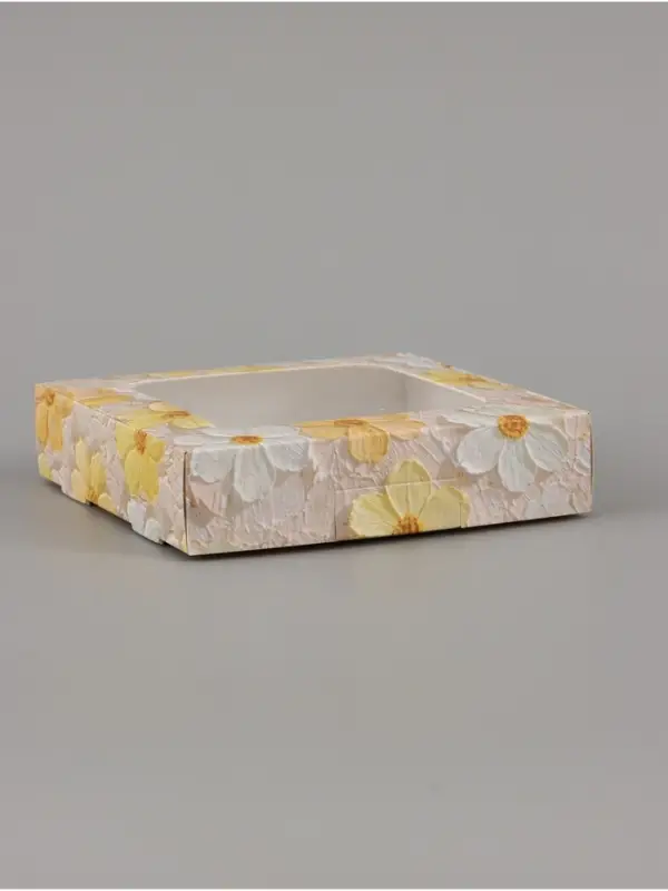 Коробка подарочная самосборная с окном &laquo;Цветы&raquo;, 13&times;13&times;3 см