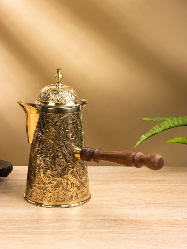 Турка "Серебряные узоры" латунь, с крышкой и деревянной ручкой, 650 мл