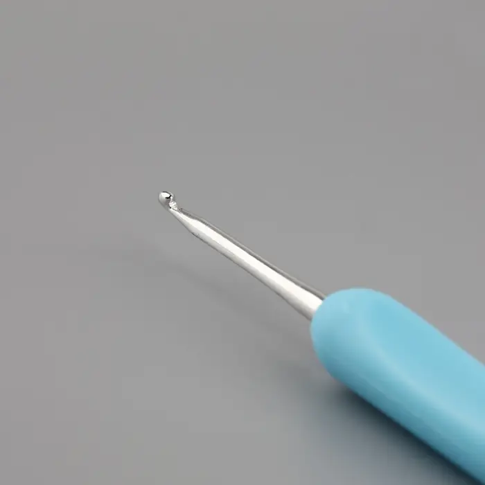 Крючок для вязания, с пластиковой ручкой, d=2.5 мм, 14 см, голубой