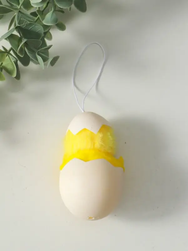 Подвеска декоративная Подвеска декоративная "Вылупившийся цыплёнок в скорлупе" 5х5,5х9,5 см