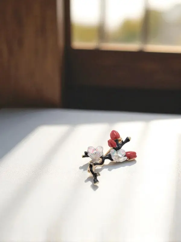 Брошь "Веточка сакуры" цветок, с эмалью, цветная в золоте