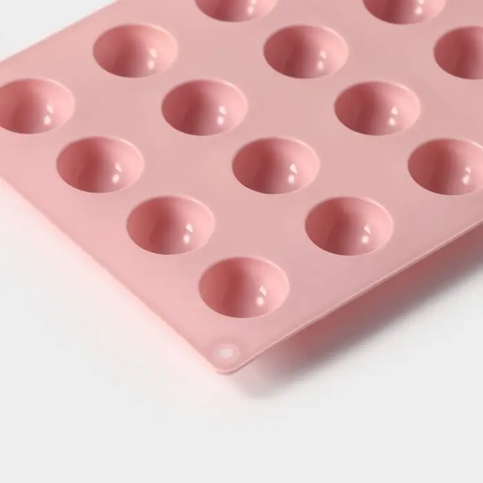 Форма для выпечки Доляна &laquo;Фигуры.Полусфера&raquo;, силикон, 28.3&times;16.5 см, 24 ячейки (d=2.8 см), розовая