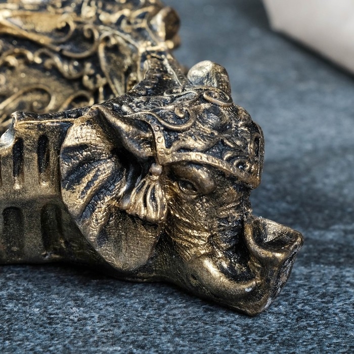 Подставка для мелочей "На четырех слонах" золото, 13х13х5см