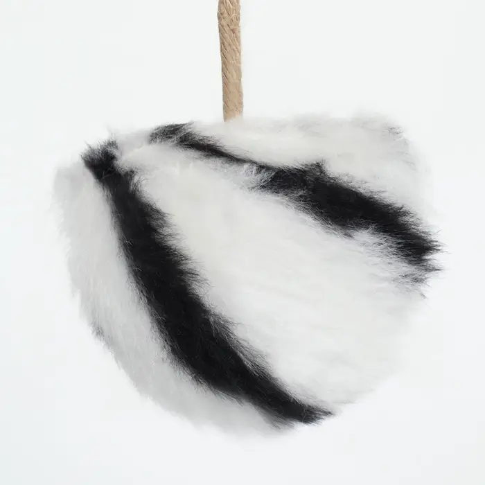 Домик для кошек с когтеточкой, 35&times;45&times;75 см, квадратный, 3х-этажный, ковролин, белый, чёрный