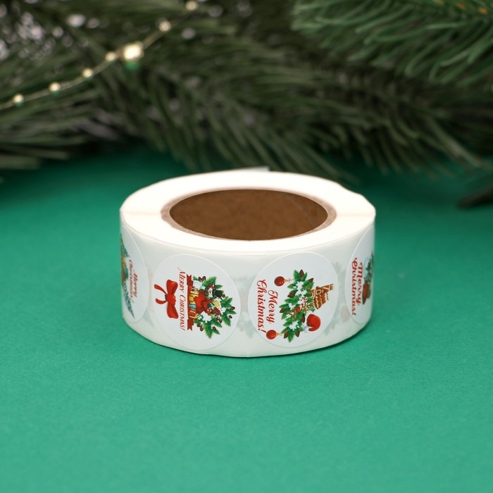 Новый год. Наклейки новогодние в рулоне Новый год. Наклейки новогодние в рулоне "Много подарков", 500 шт, 2,5 х 2,5 см.