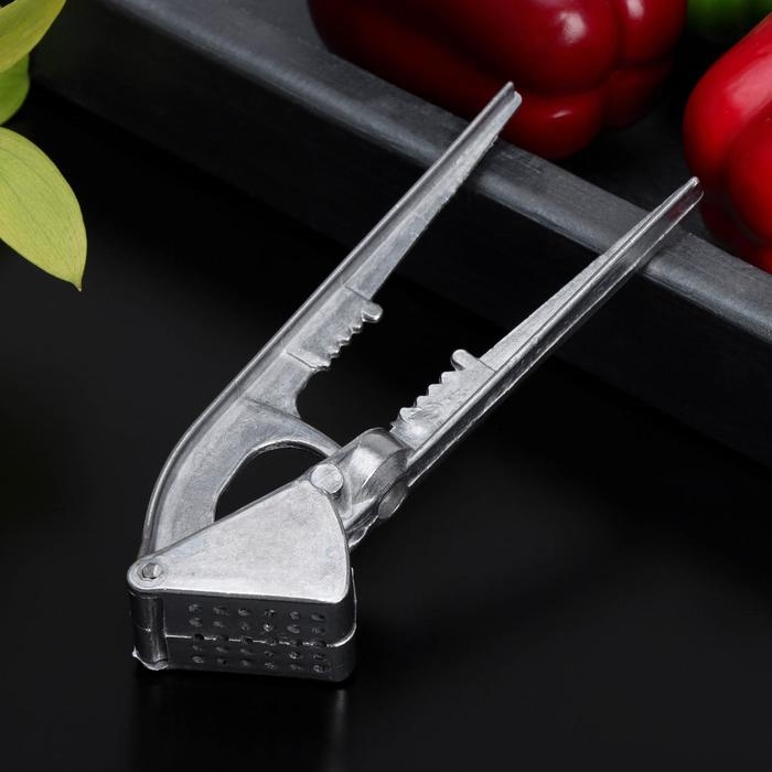 Пресс для чеснока, алюминиевый Пресс для чеснока, алюминиевый