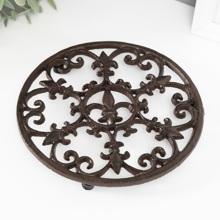 Сувенир чугун подставка  Сувенир чугун подставка "Лилия" 18х18х1,5 см