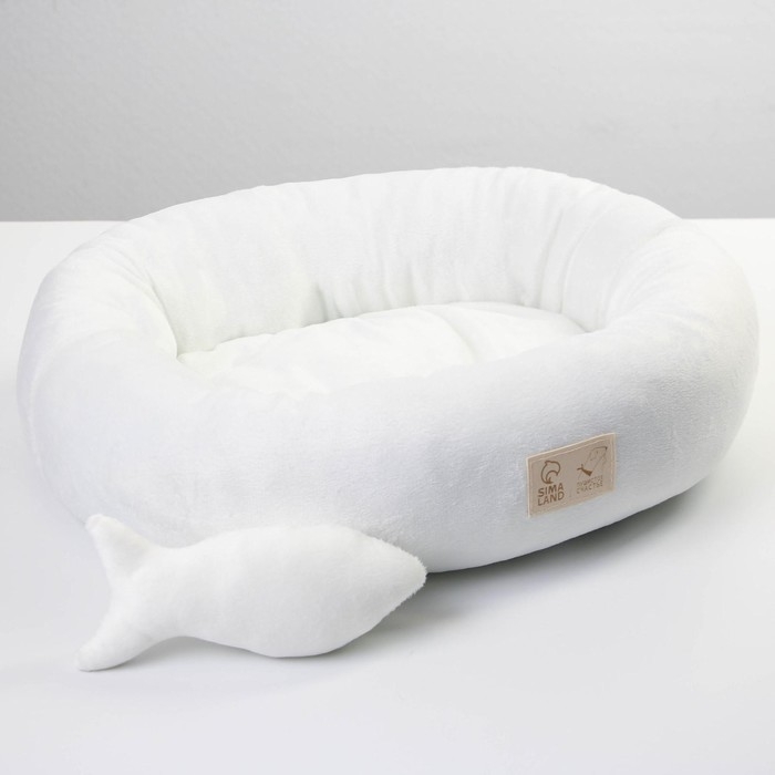 Лежанка с рыбкой, 45х35х11 см, молочная Лежанка с рыбкой, 45х35х11 см, молочная