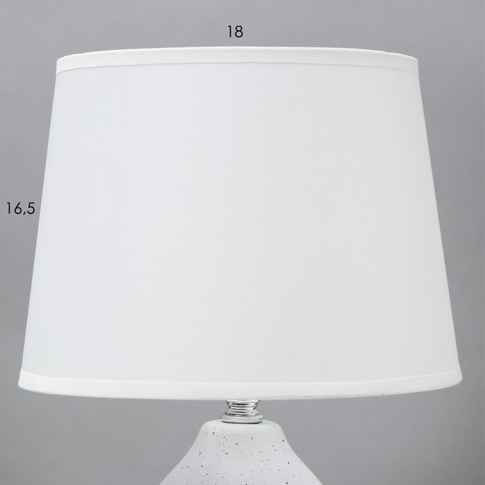 Лампа настольная "Цветы" 1xE14 40вт белый 20х20х31 см.