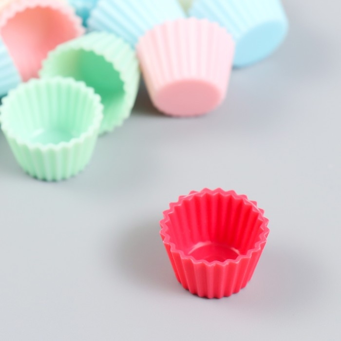 Декор для творчества PVC Декор для творчества PVC "Формочка для кекса" набор 20 шт 1,1х1,1х1,9 см