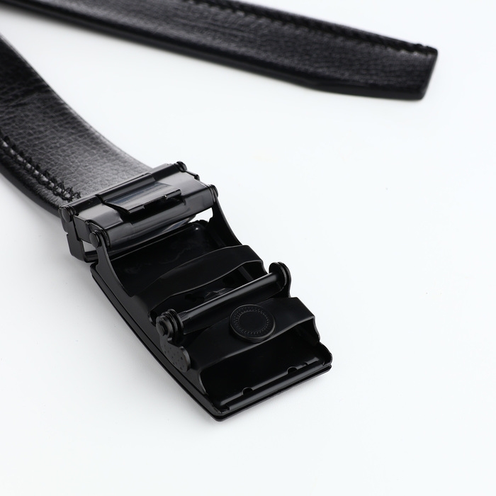 Ремень мужской, ширина 3,5 см, пряжка автомат, цвет чёрный Ремень мужской, ширина 3,5 см, пряжка автомат, цвет чёрный