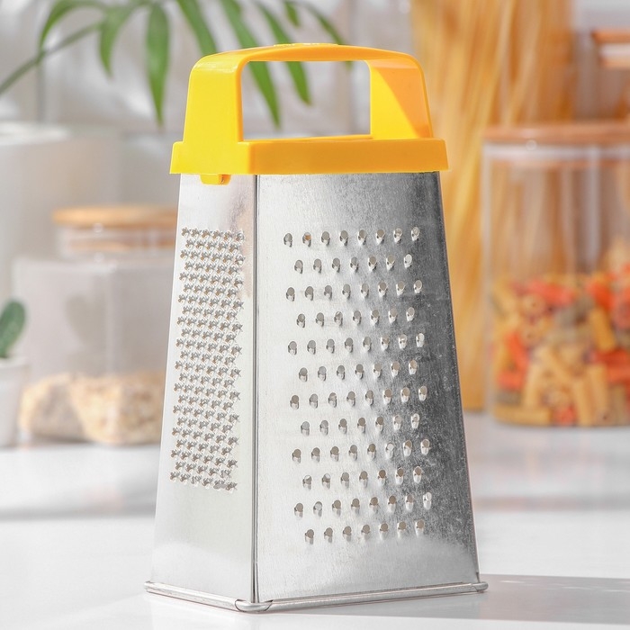 Тёрка «Универсал», 4 грани, с пластмассовой ручкой, 11×8,5×22 см, цвет МИКС Тёрка «Универсал», 4 грани, с пластмассовой ручкой, 11×8,5×22 см, цвет МИКС