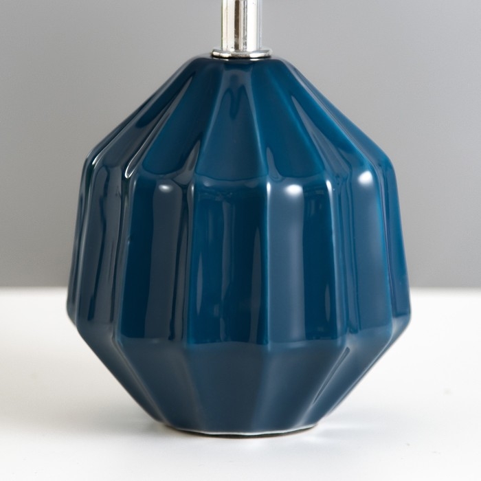 Настольная лампа Настольная лампа "Алейда" Е14 40Вт чёрный 14х14х28 см RISALUX