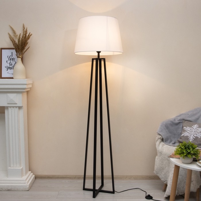 Торшер 19084/1 E27 40Вт черный 40х40х170 см