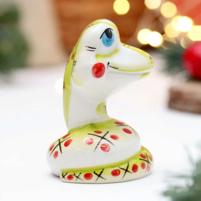 Новый год. Сувенир символ года  Новый год. Сувенир символ года "Змей Улыбка зеленый", 7 см, фарфор