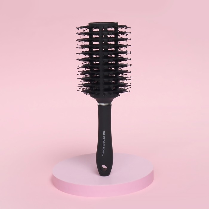 Брашинг профессиональный, вентилируемый, d = 8 см, цвет чёрный Брашинг профессиональный, вентилируемый, d = 8 см, цвет чёрный