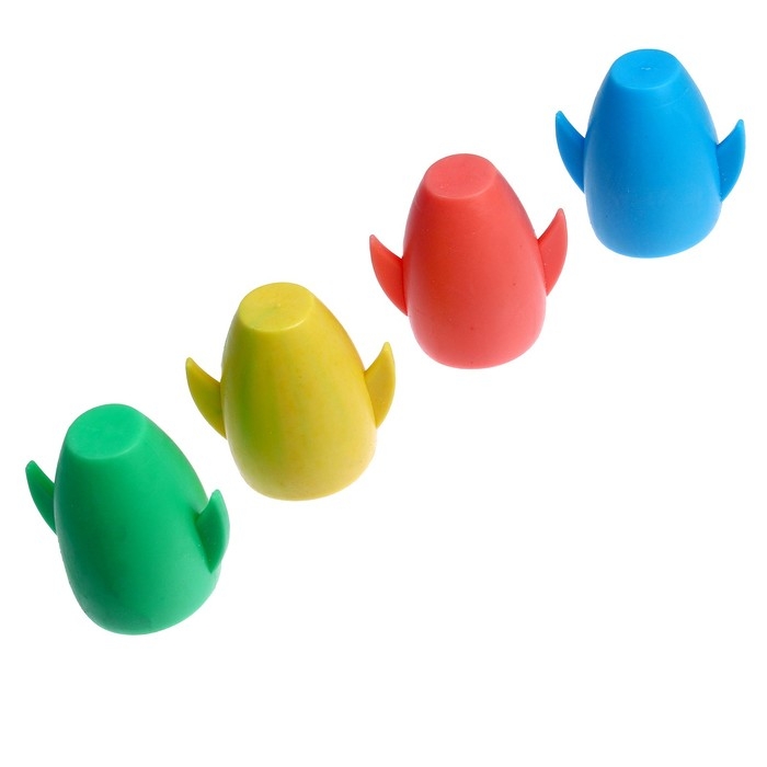 Мялка «Космонавт в ракете», цвета МИКС Мялка «Космонавт в ракете», цвета МИКС