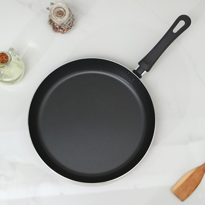 Сковорода «Эксперт», d=28 см, антипригарное покрытие, цвет бордовый Сковорода «Эксперт», d=28 см, антипригарное покрытие, цвет бордовый