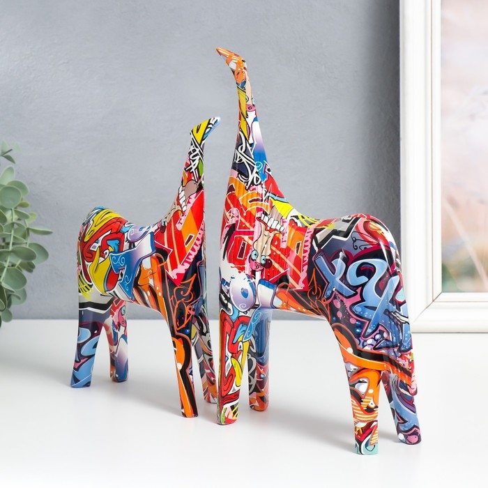 Сувенир полистоун Сувенир полистоун "Кони" граффити набор 2 шт 14х5х21,5; 6х16,3х26,5 см