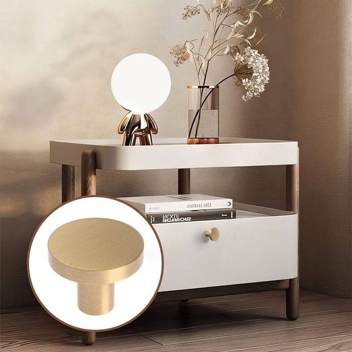 Ручка-кнопка CAPPIO, d=25 мм, h=20 мм., латунь, цвет золото Ручка-кнопка CAPPIO, d=25 мм, h=20 мм., латунь, цвет золото