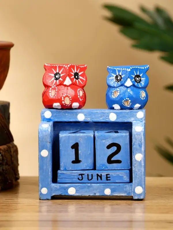 Календарь настольный «Пара совят», 8×4×9.5 см, дерево, синий, красный Календарь настольный «Пара совят», 8×4×9.5 см, дерево, синий, красный