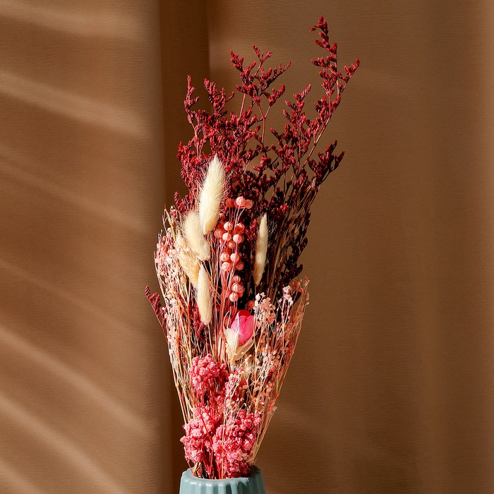 Букет из сухоцветов «Притяжение», 52 × 12 × 8 см Букет из сухоцветов «Притяжение», 52 × 12 × 8 см