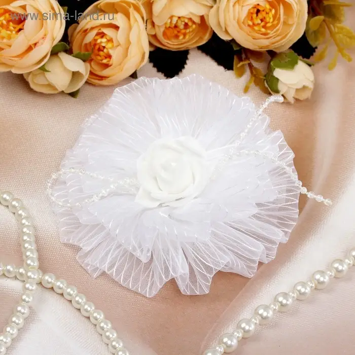 Бант для волос на резинке &laquo;Школьница&raquo;, полосатик, d=9 см, белый