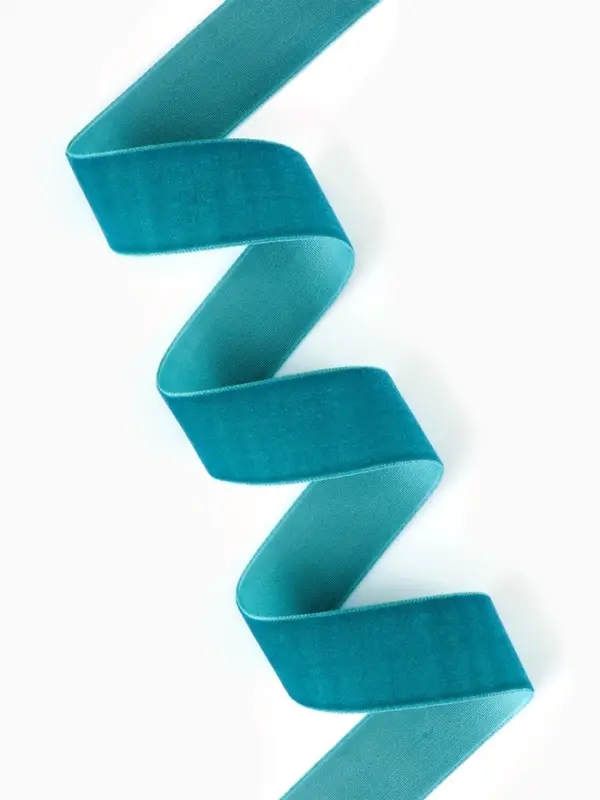 Лента бархатная, 25 мм, 18&plusmn;1 м, зелёная №72