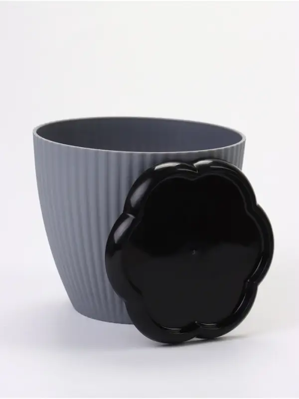 Горшок для цветов пластиковый Ribbed, 1 л, d=13.5 см, h=12 см, поддон МИКС, серый