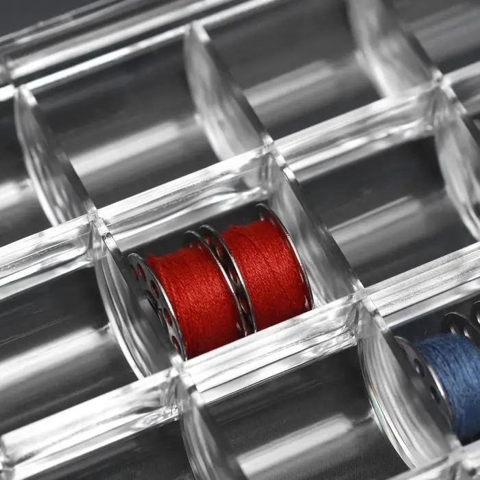 Органайзер для ниток, на 48 шпулек, 18 × 13 × 2,5 см, цвет прозрачный Органайзер для ниток, на 48 шпулек, 18 × 13 × 2,5 см, цвет прозрачный