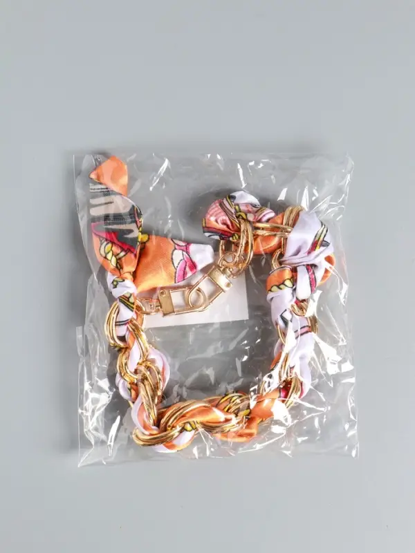 Брелок на 2 карабинах Брелок на 2 карабинах "Платок и цепочка" оранж 20х10х1,7 см