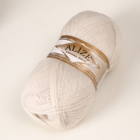 Пряжа для вязания спицами, крючком ALIZE, Angora Gold, 20% шерсть, 80% акрил, 550 м/100 г, (599 слоновая кость)