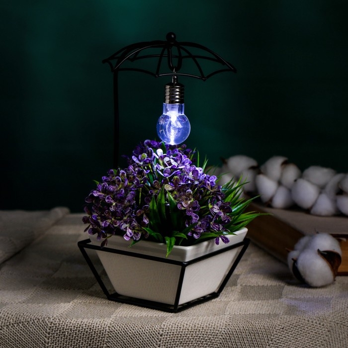 Горшок на подставке с освещением, 22х10х10см 3/LR41 Горшок на подставке с освещением, 22х10х10см 3/LR41