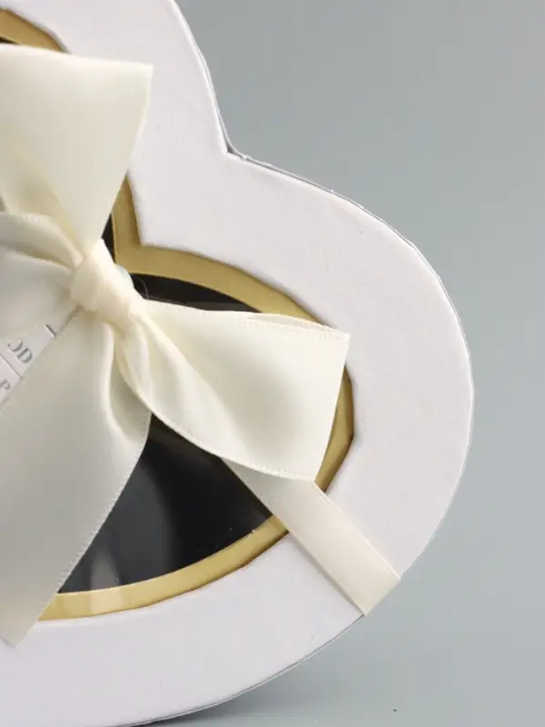 Набор коробок 3 в 1 сердца 22 х 20 х 9;  18.5 х 17 х 7.5; 1 6 х 14 х 6 см