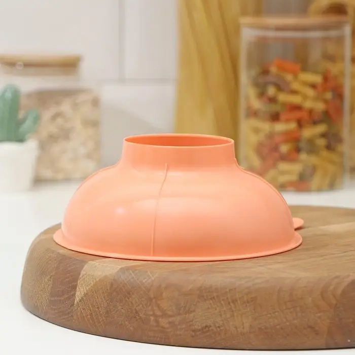 Воронка для банок с широкой горловиной, d=15 см (6,5 см), цвет МИКС Воронка для банок с широкой горловиной, d=15 см (6,5 см), цвет МИКС