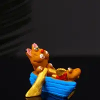 Фигурка полистоун &laquo;Кот в лодке с рыбкой&raquo;, 4.2&times;5.8&times;5.4 см