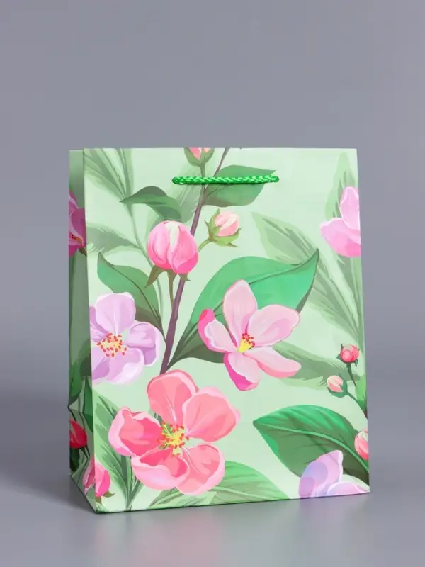 Пакет подарочный "Весеннее признание" ламинированный 18 х 22,3 х 10 см